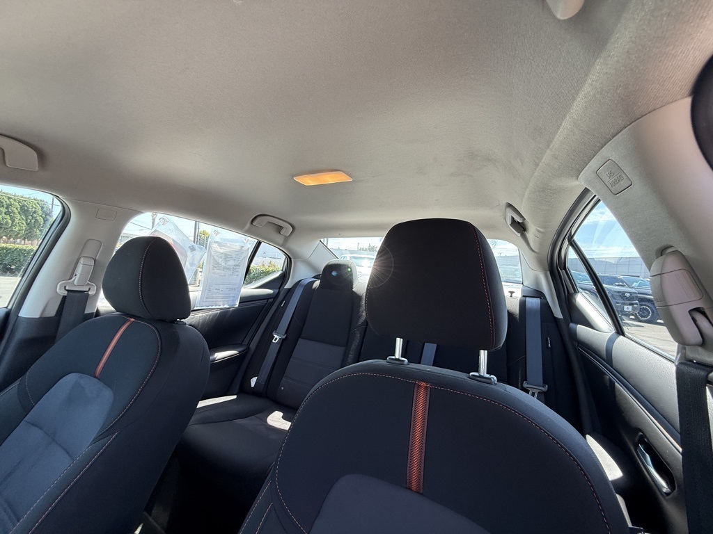 2025 Nissan Sentra SR photo 17