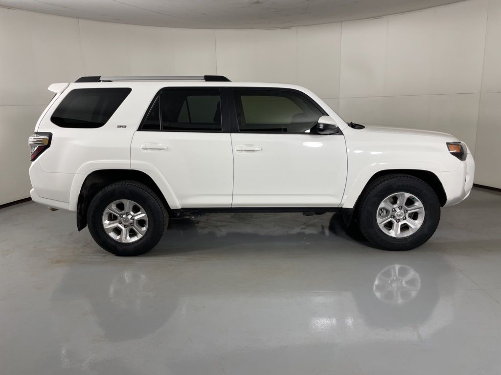 2023 Toyota 4Runner SR5 photo 10
