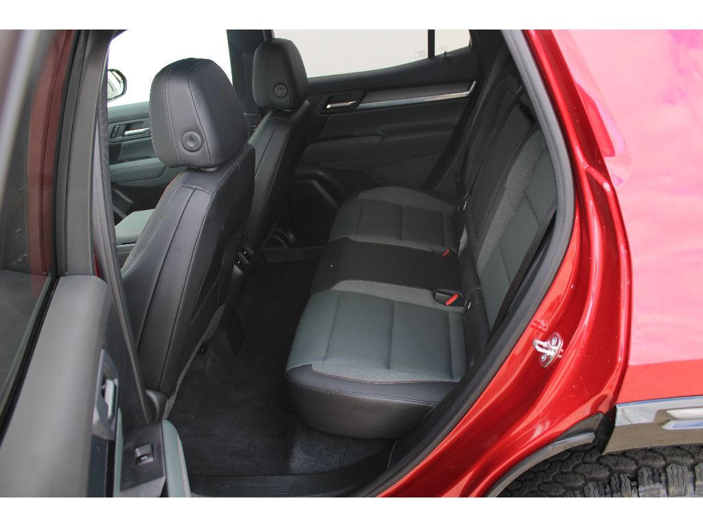 2026 Gmc Terrain AT4 photo 3