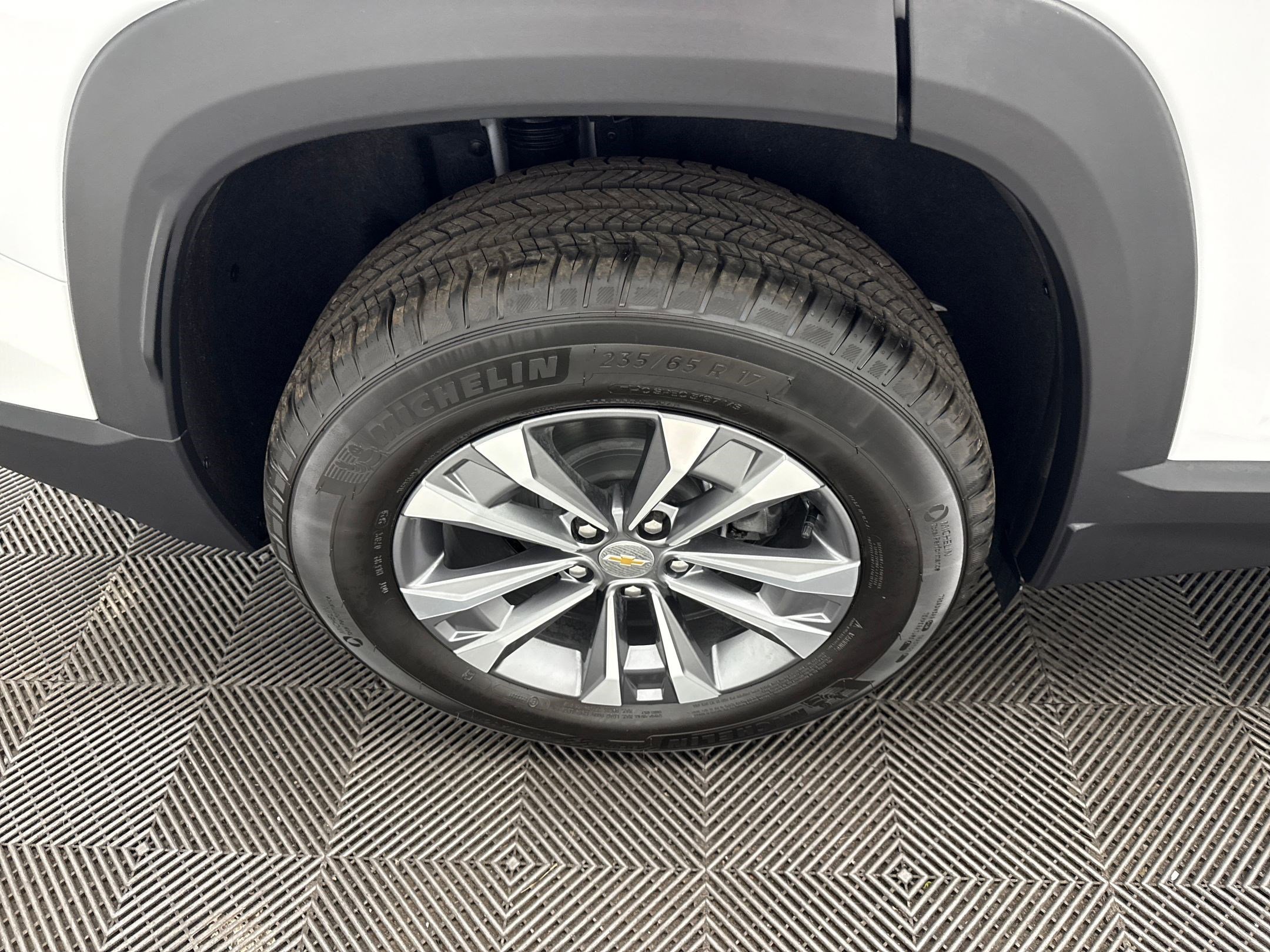 2026 Chevrolet Equinox LT photo 10
