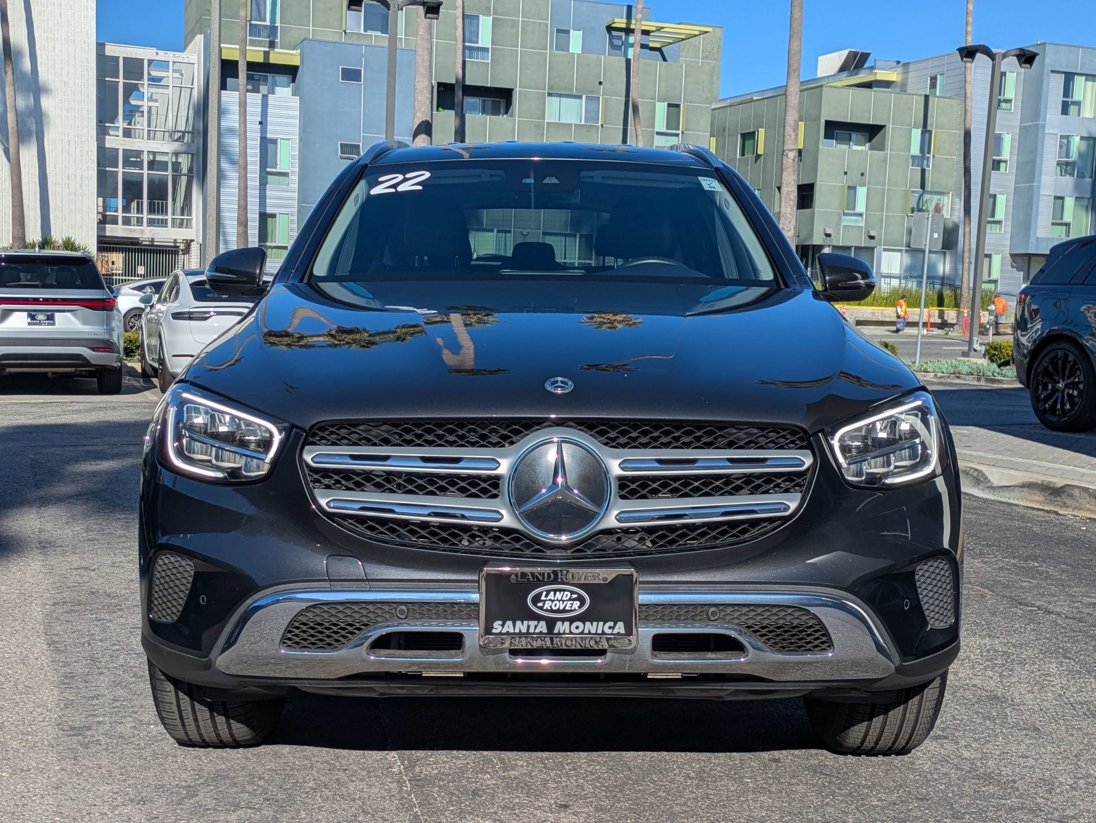 2022 Mercedes Benz GLC 300 photo 3