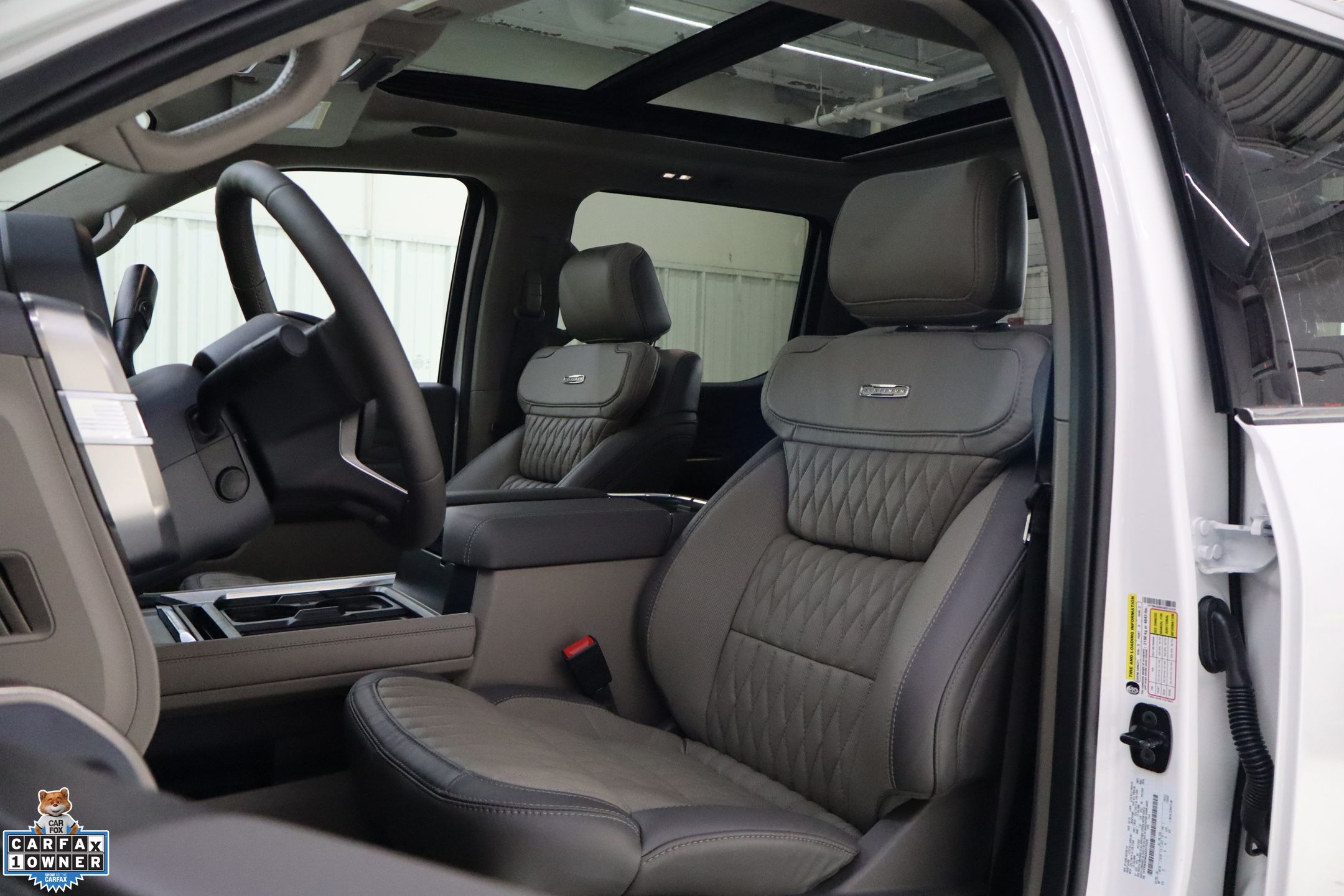 2025 Ford F-450 photo 13