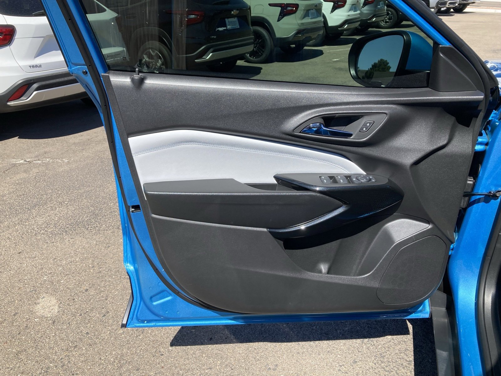 2026 Chevrolet Trax LT photo 11
