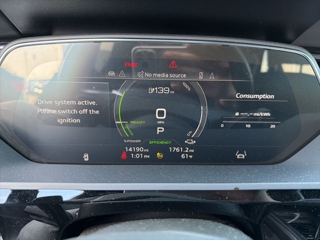 2023 Audi e-tron Prestige photo 5
