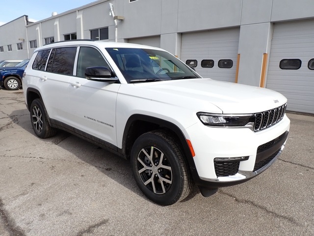 2025 Jeep Grand Cherokee Limited photo 6