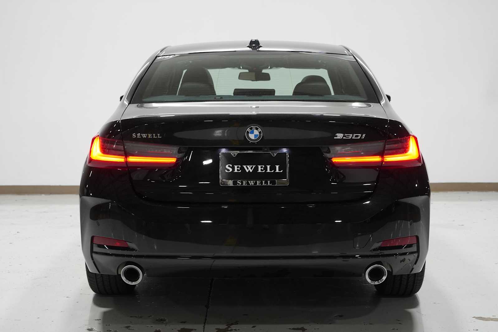 2025 Bmw 330i photo 5