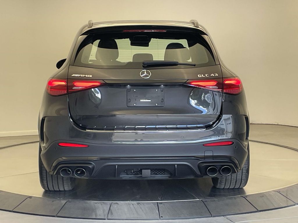 2024 Mercedes Benz GLC 43 AMG 4MATIC photo 6