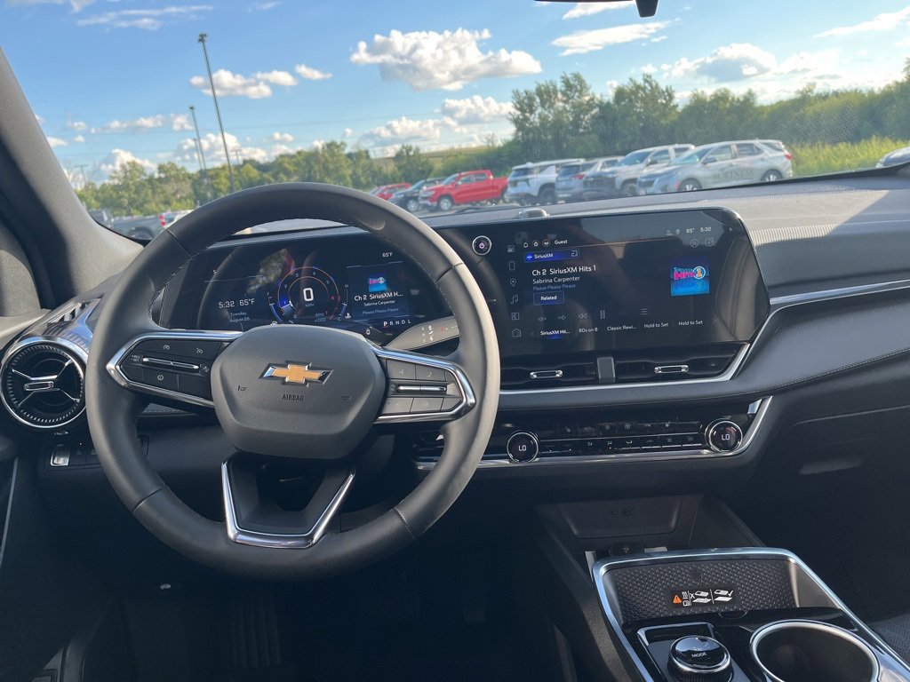2026 Chevrolet Equinox LT photo 17