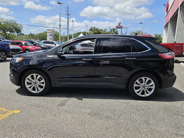 2024 Ford Edge Titanium photo 3