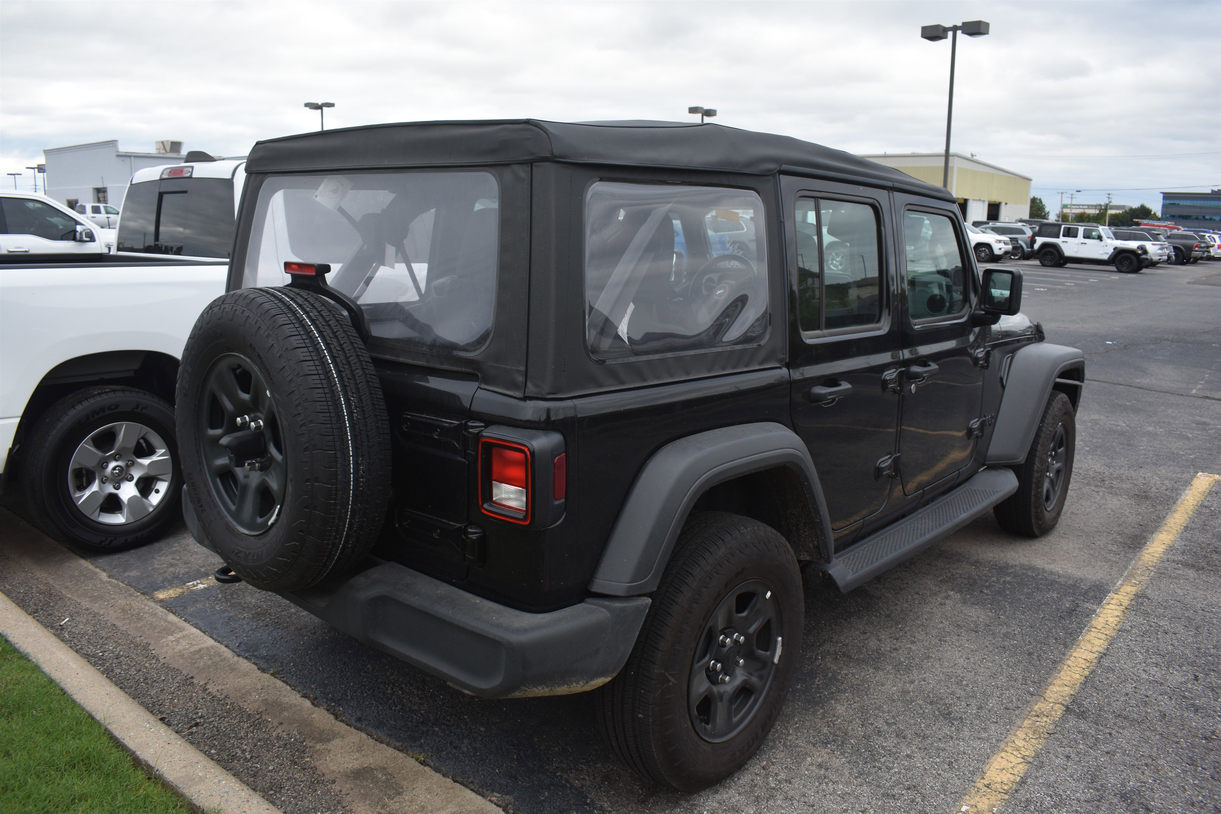 2025 Jeep Wrangler Sport photo 2