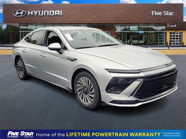 2025 Hyundai Sonata Hybrid SEL's photo
