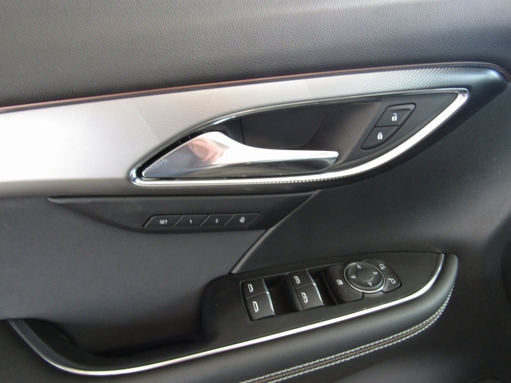 2025 Buick Envision Sport Touring photo 19