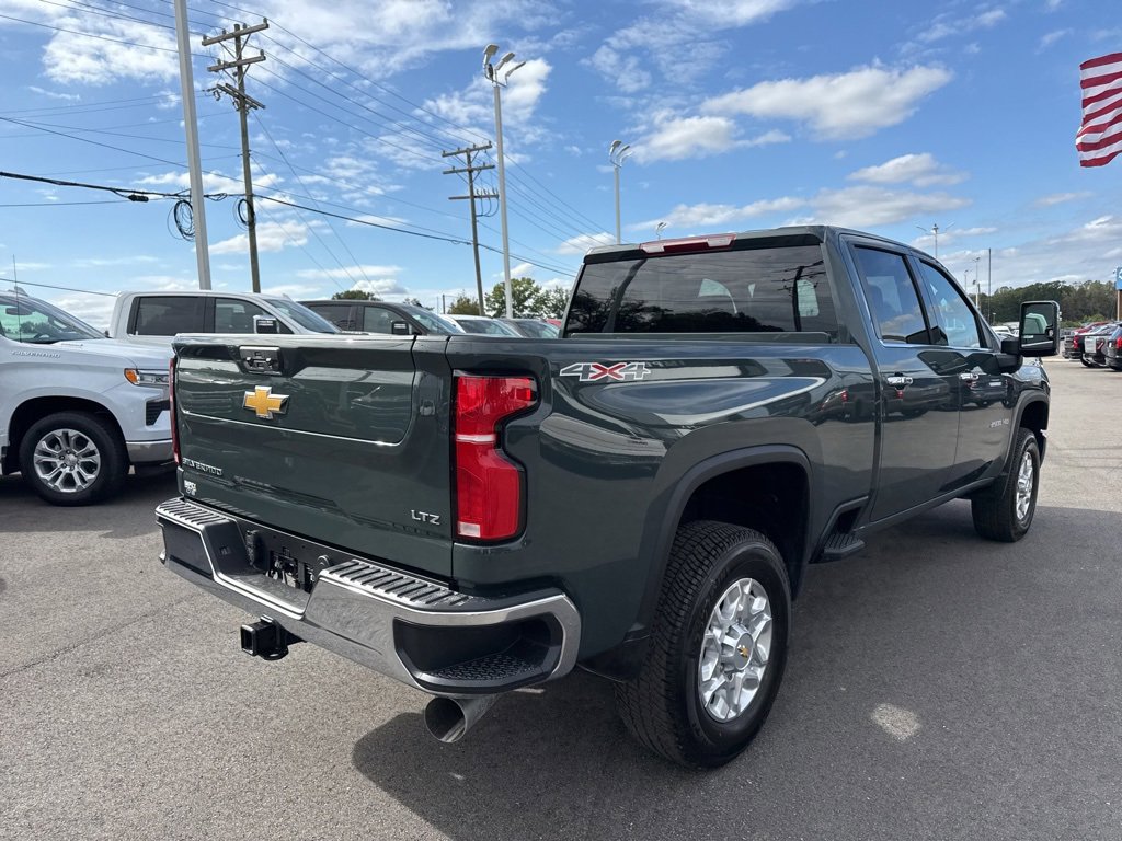 2026 Chevrolet Silverado LTZ photo 4