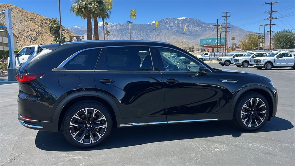 2024 Mazda CX-90 Premium photo 6