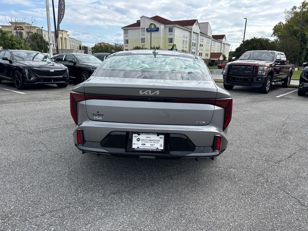 2025 Kia K4 GT-Line Turbo photo 4