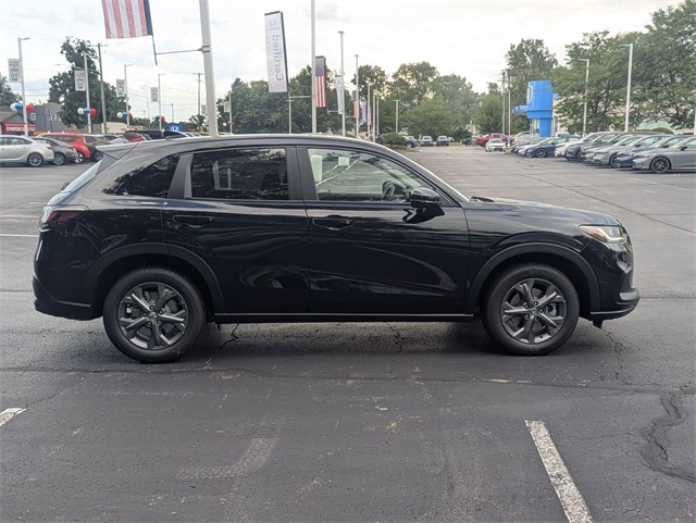 2026 Honda HR-V LX photo 5