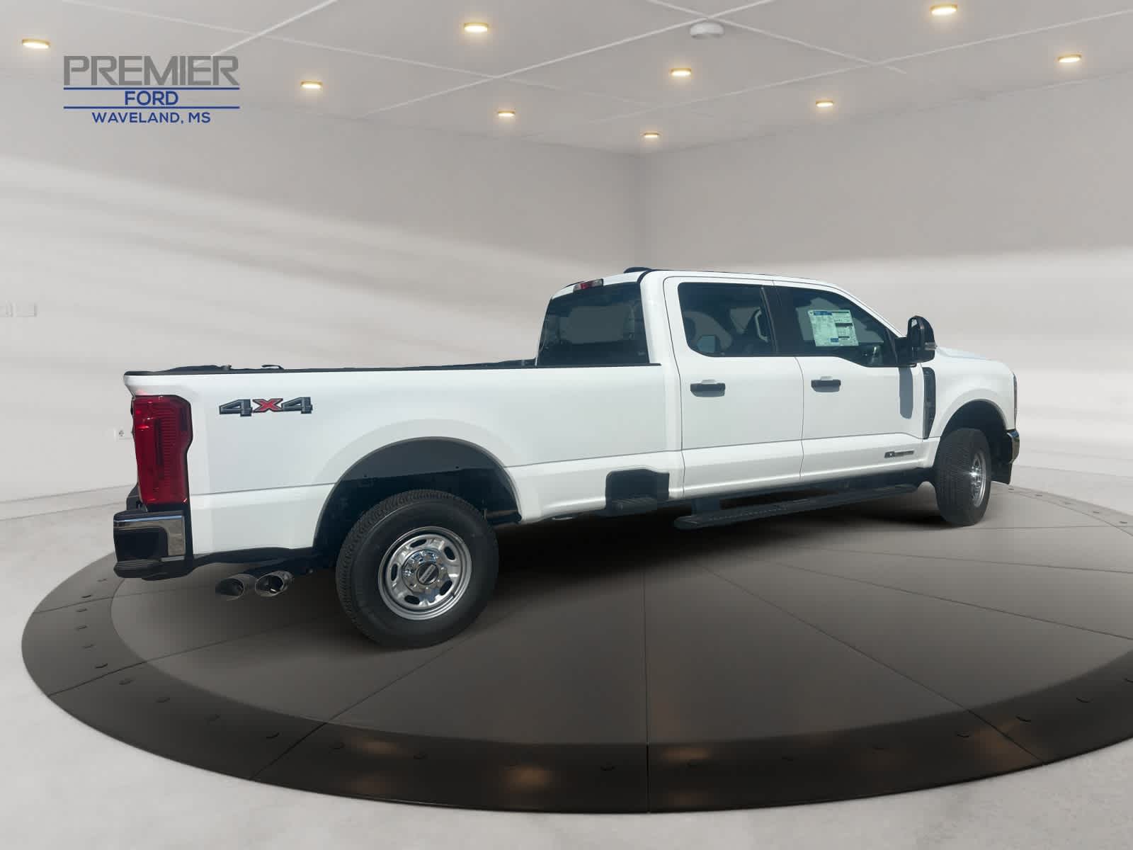 2026 Ford F-250 XL photo 5