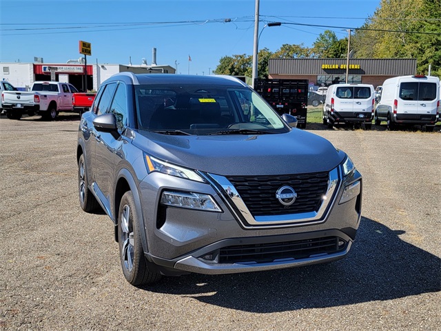2022 Nissan Rogue SL photo 3