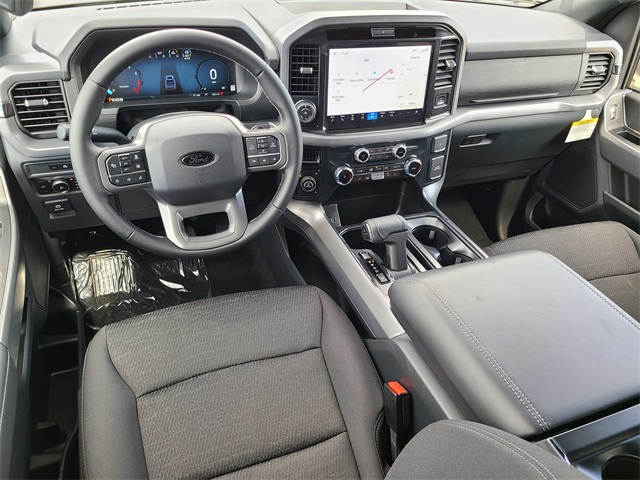2025 Ford F-150 XLT photo 30