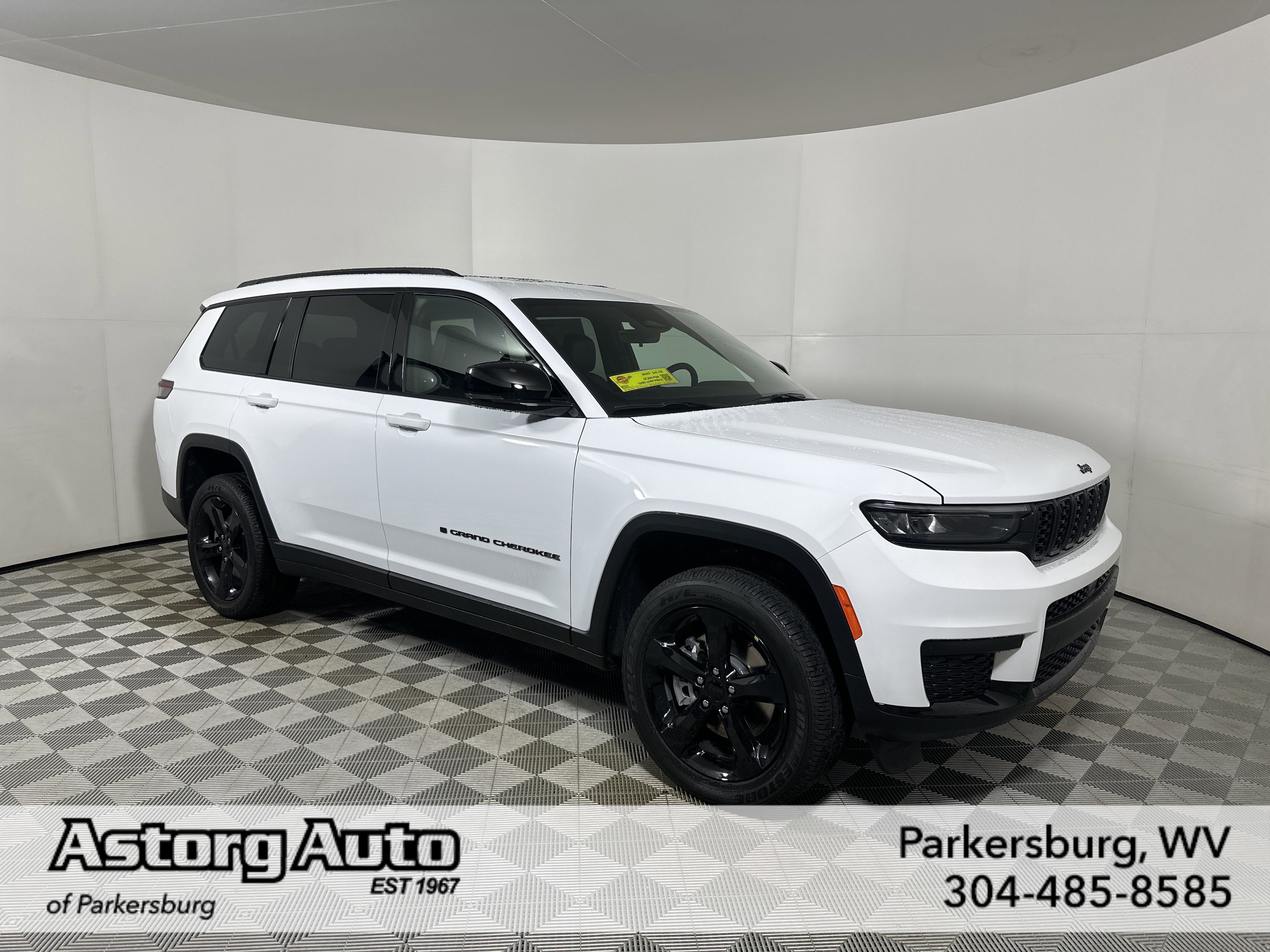 2025 Jeep Grand Cherokee L Altitude's photo