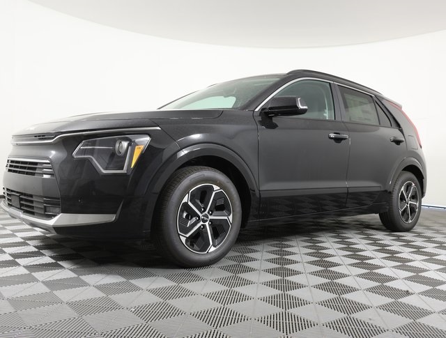 2025 Kia Niro SX's photo