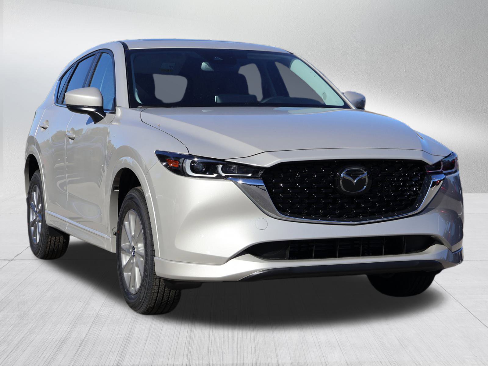 2025 Mazda CX-5 S Preferred package's photo