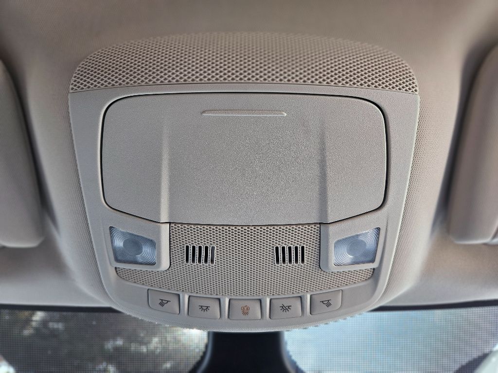 2023 Ford Edge SE photo 22