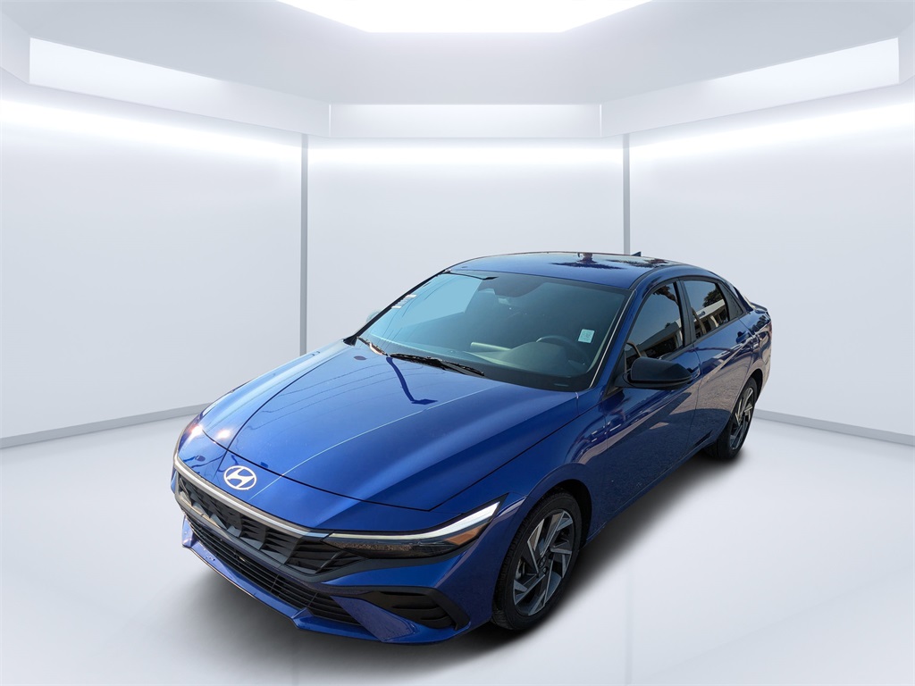 2025 Hyundai Elantra SEL Sport photo 7