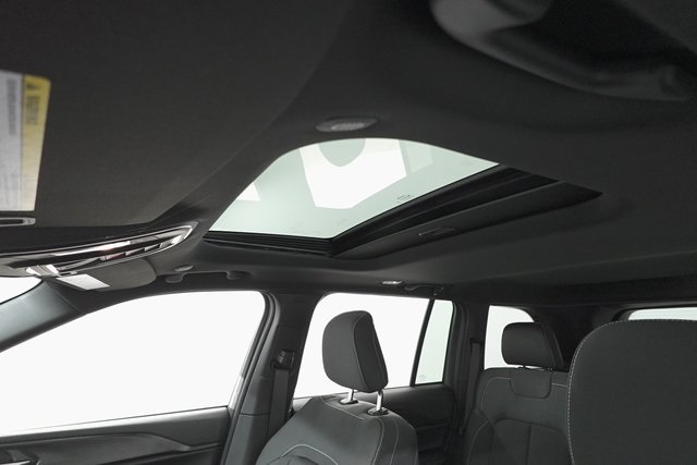 2025 Jeep Grand Cherokee Laredo photo 21