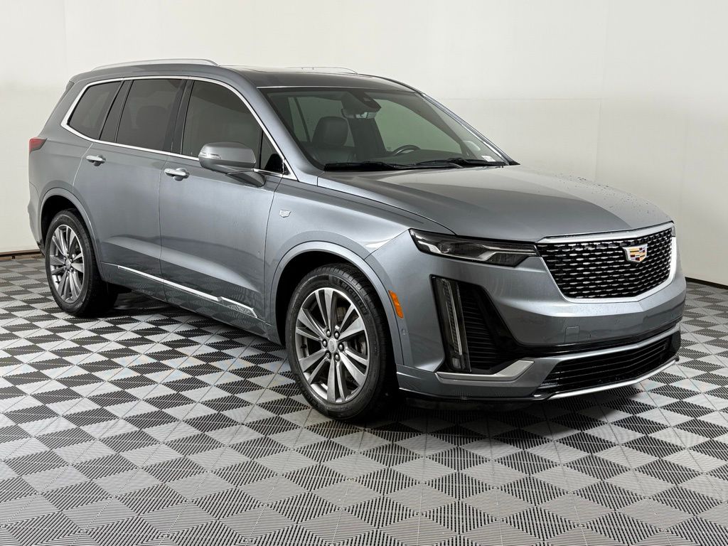 2020 Cadillac XT6 Premium Luxury photo 2