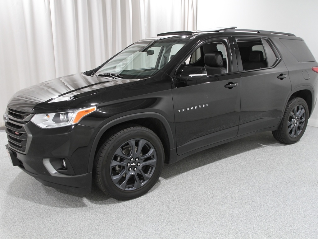 2020 Chevrolet Traverse RS photo 3