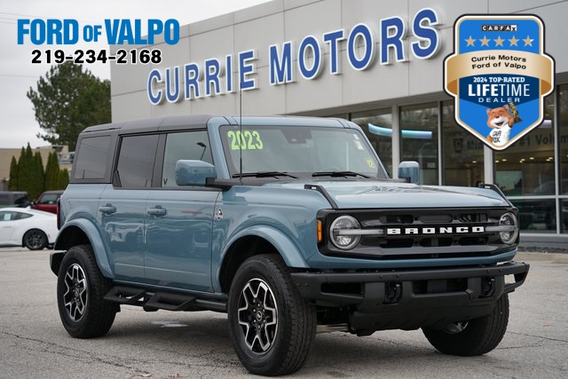 2023 Ford Bronco 4-Door Outer Banks's photo