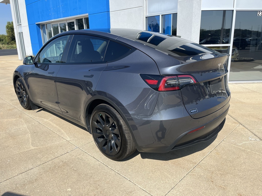 2023 Tesla Model Y Long Range photo 6