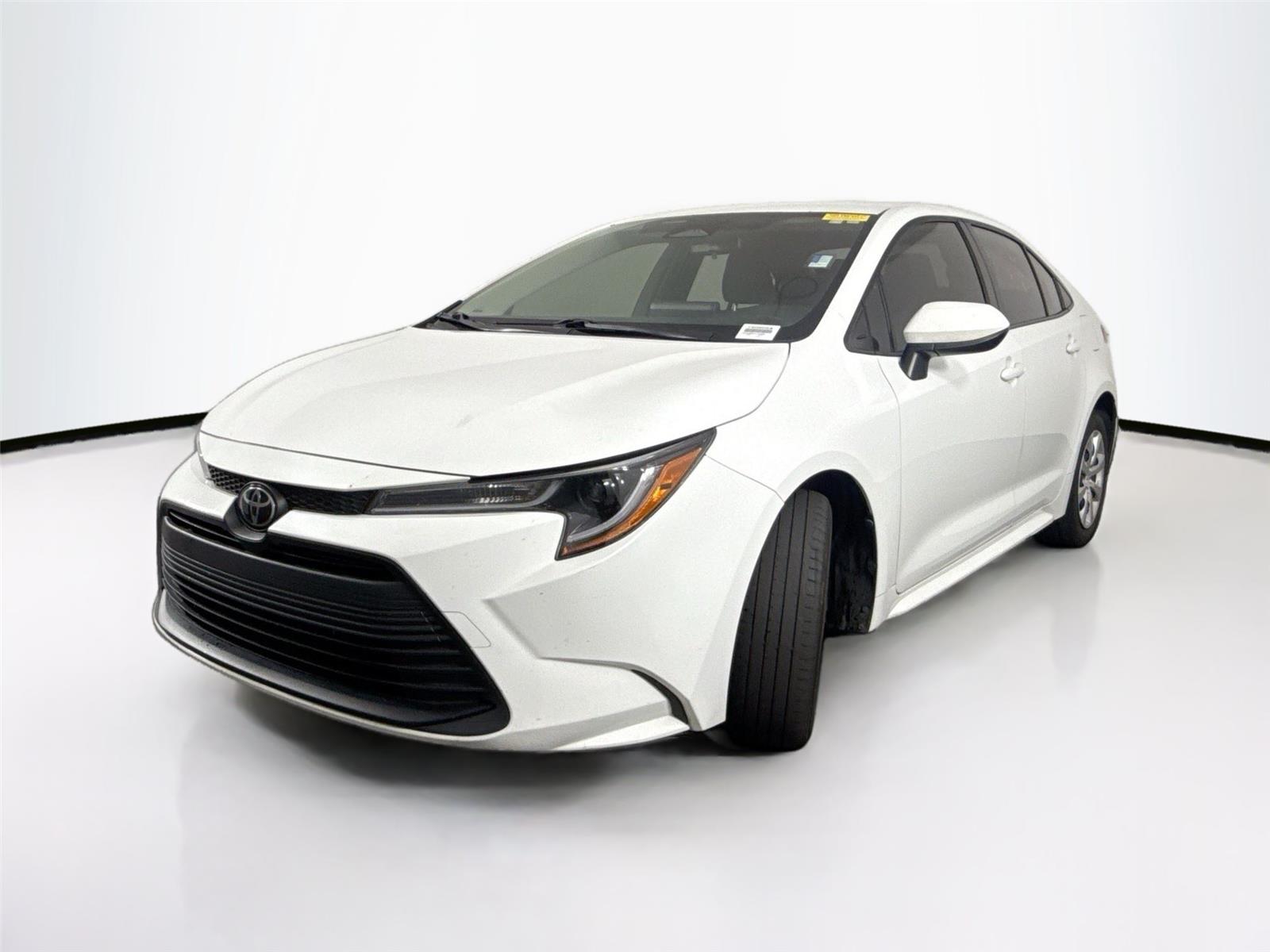 2023 Toyota Corolla SE XLE photo 2