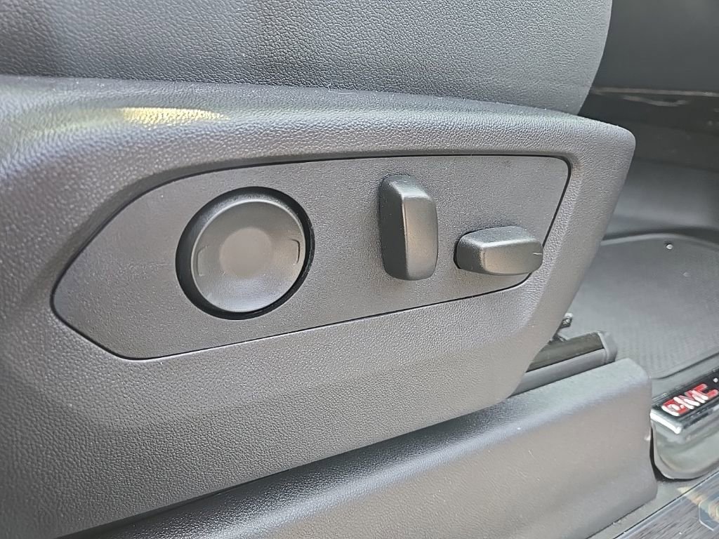 PreOwned 2024 GMC Sierra 2500 HD AT4 Crew Cab in Fredonia RB250082A