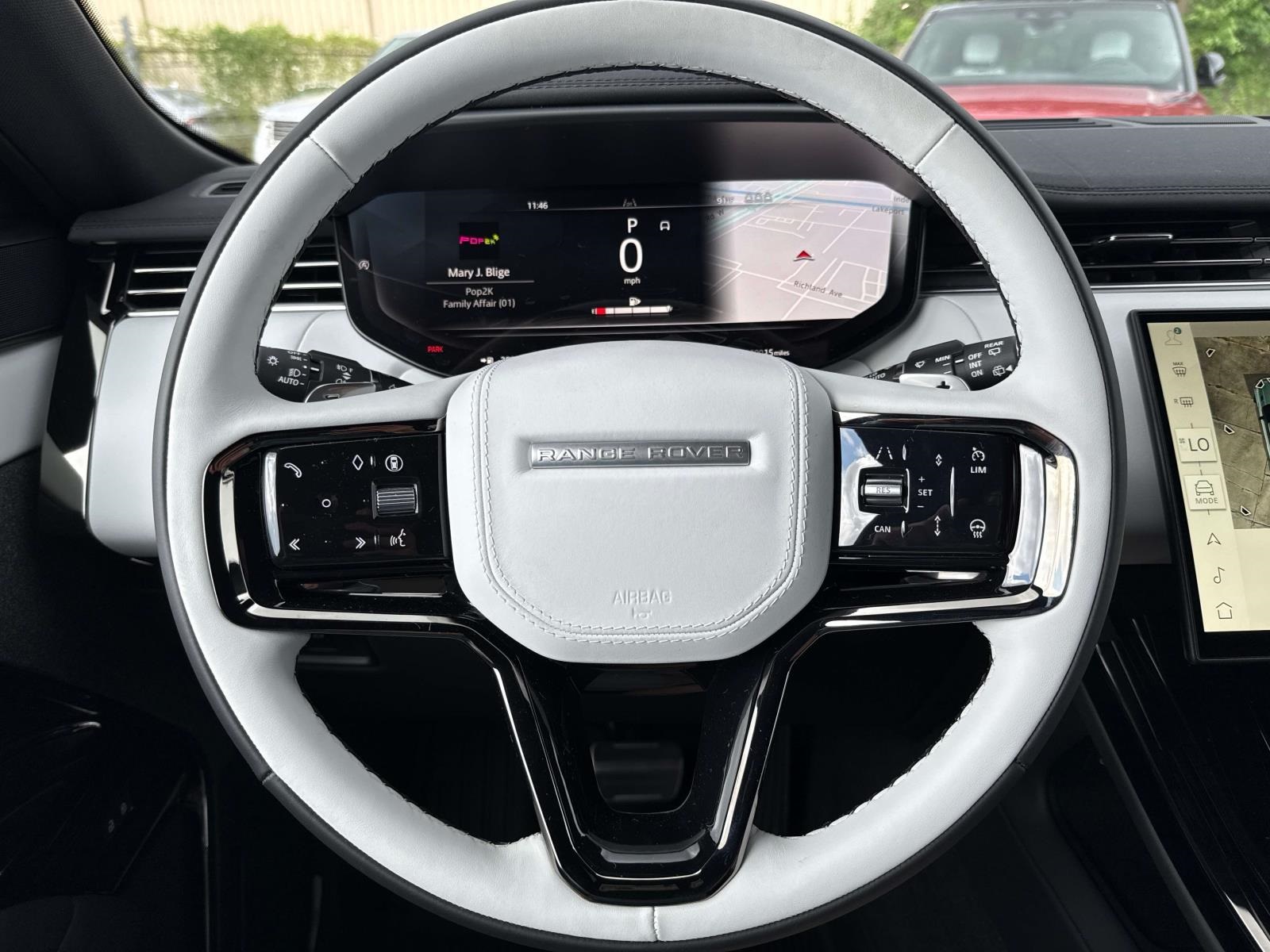 2025 Land Rover Range Rover Sport SE photo 12