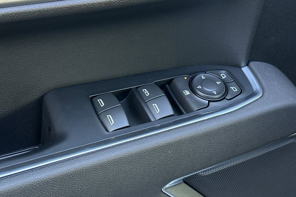 2025 Chevrolet Silverado 1500 photo 12