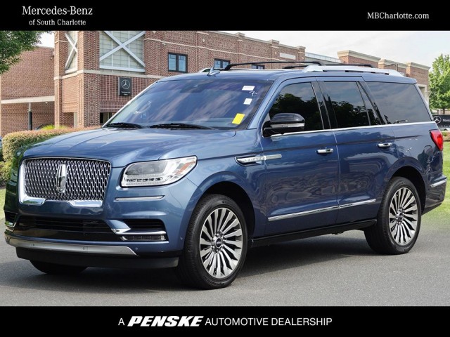2019 Lincoln Navigator Reserve's photo