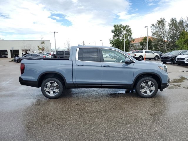 2025 Honda Ridgeline RTL photo 3