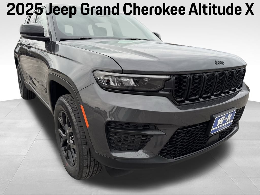 2025 Jeep Grand Cherokee Altitude's photo