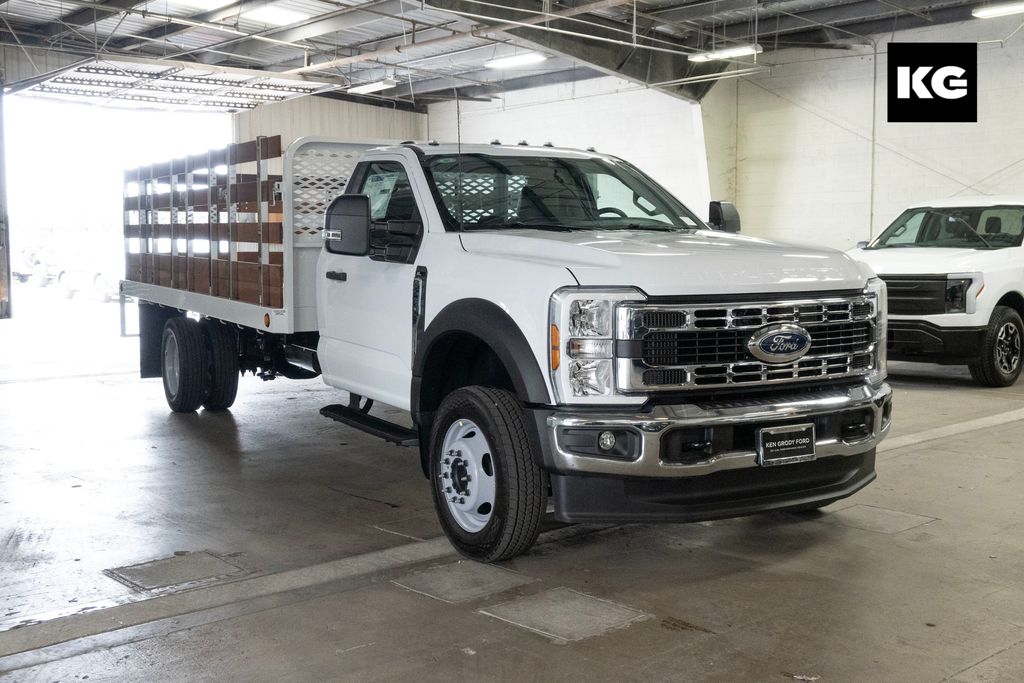 2025 Ford F-550 Chassis XL