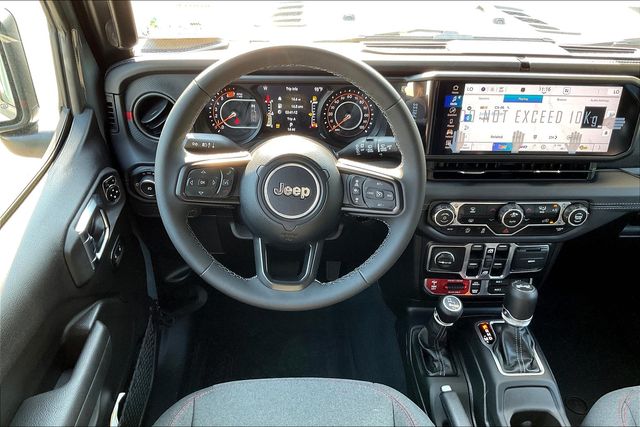 2025 Jeep Wrangler Rubicon photo 15