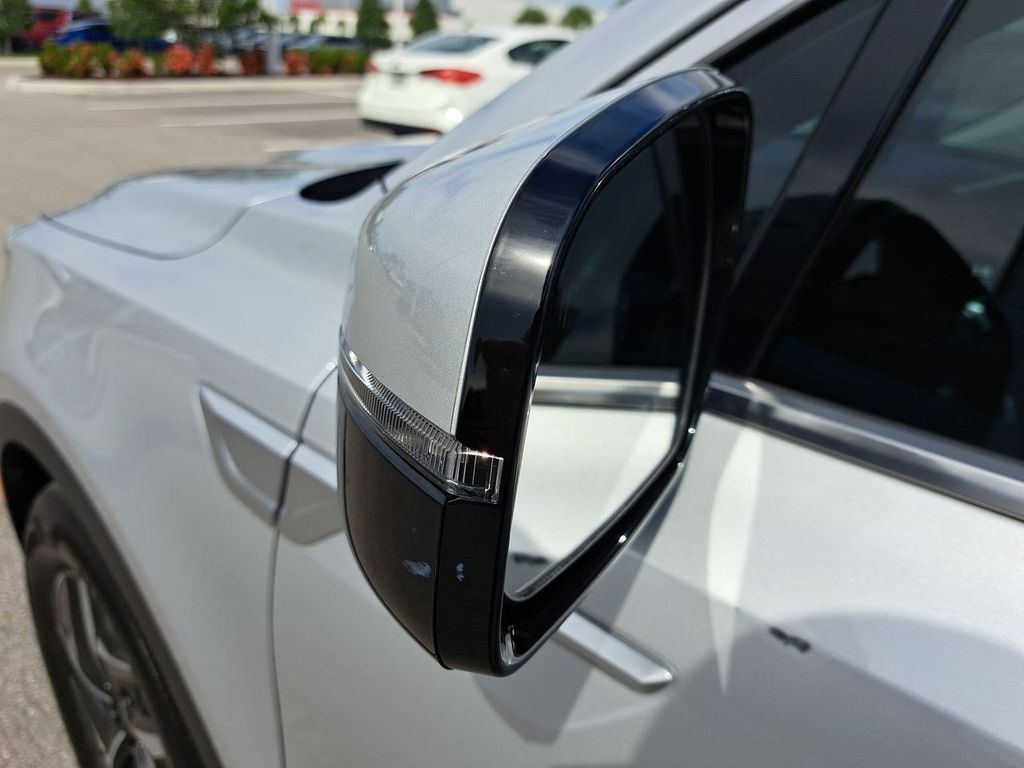 2023 Kia Sorento Hybrid EX photo 12