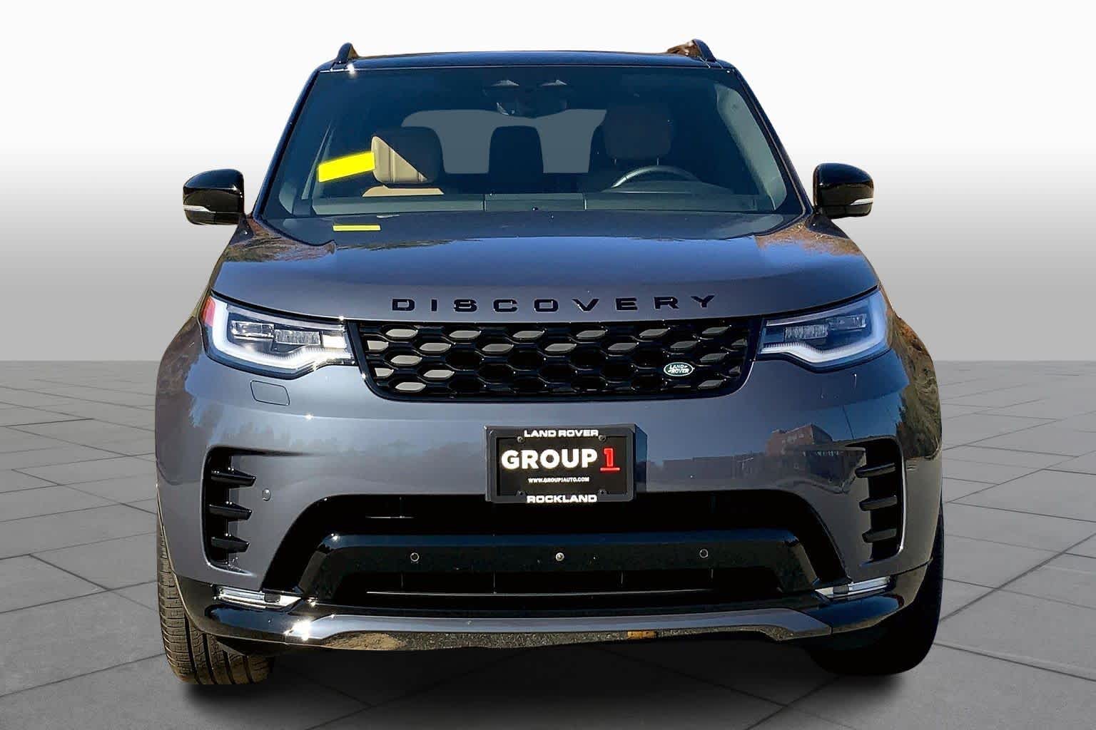 2025 Land Rover Discovery SE photo 3