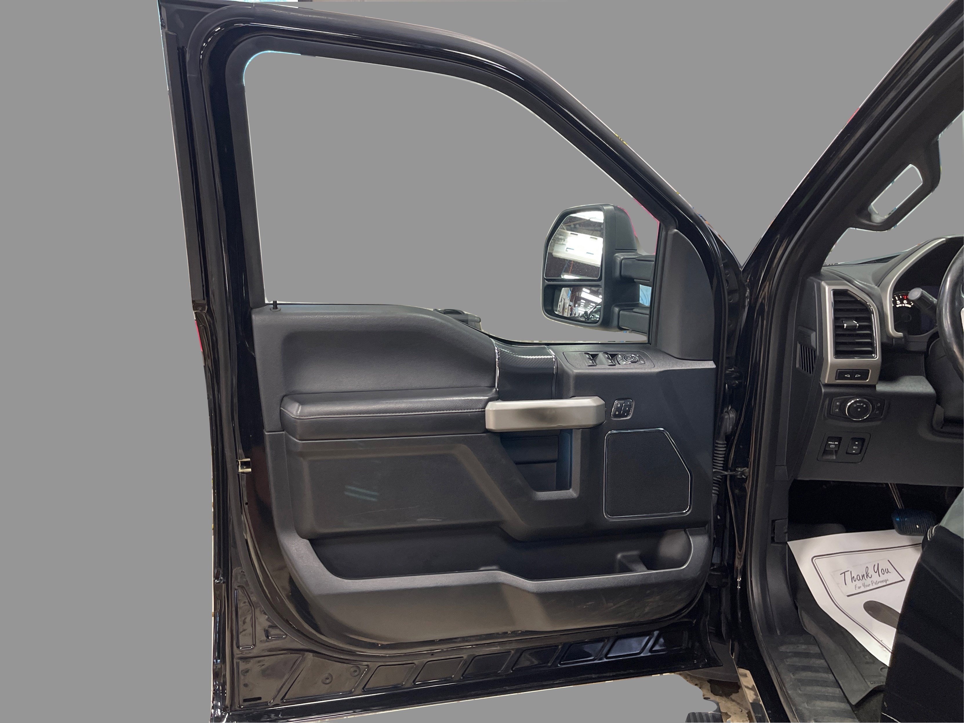 2018 Ford F-150 Lariat photo 24