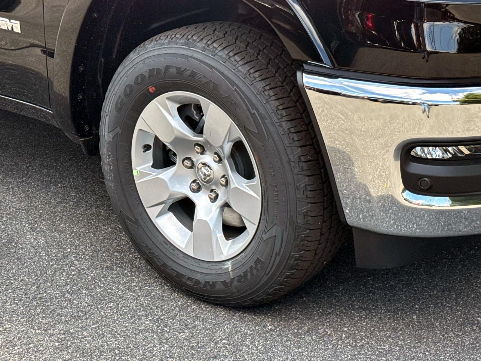 2025 Ram 1500 Big Horn photo 7