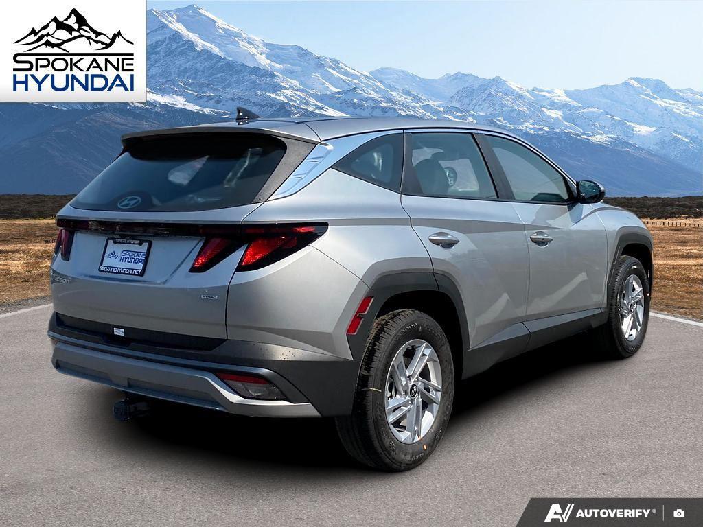 2026 Hyundai Tucson SE photo 4