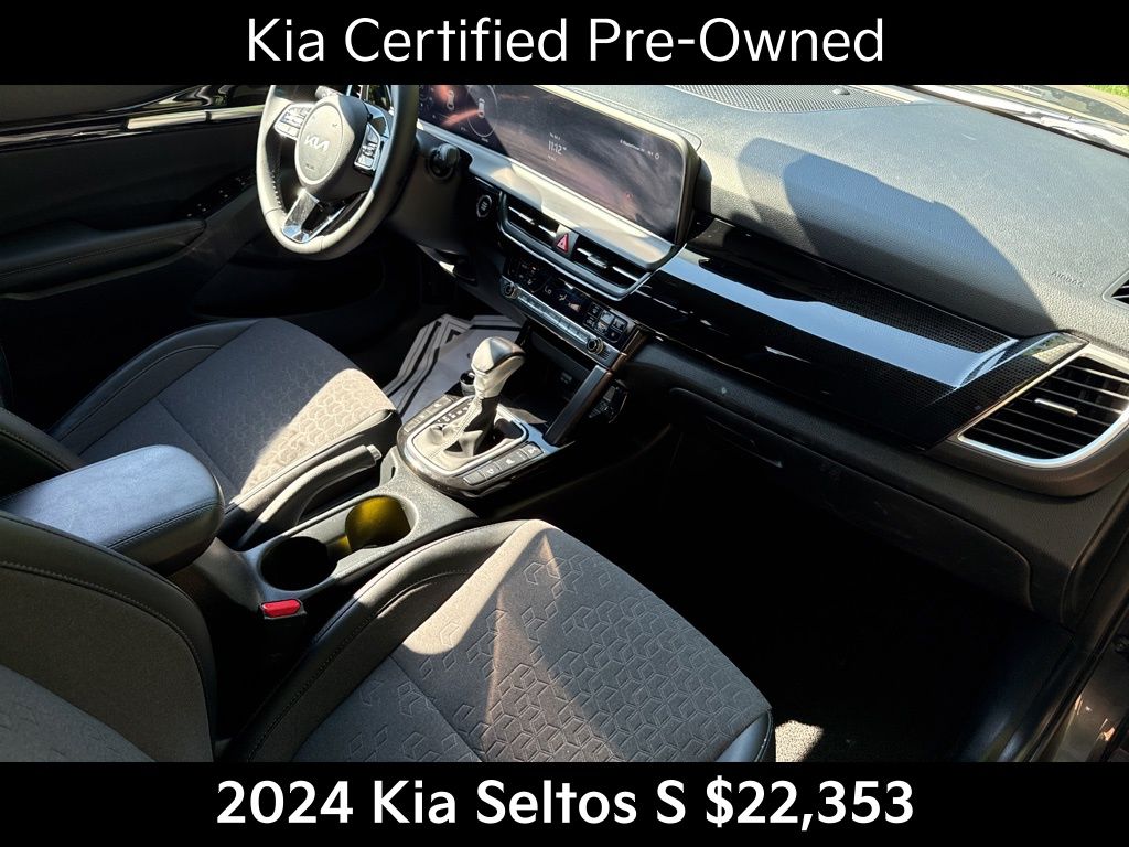 2024 Kia Seltos S photo 15