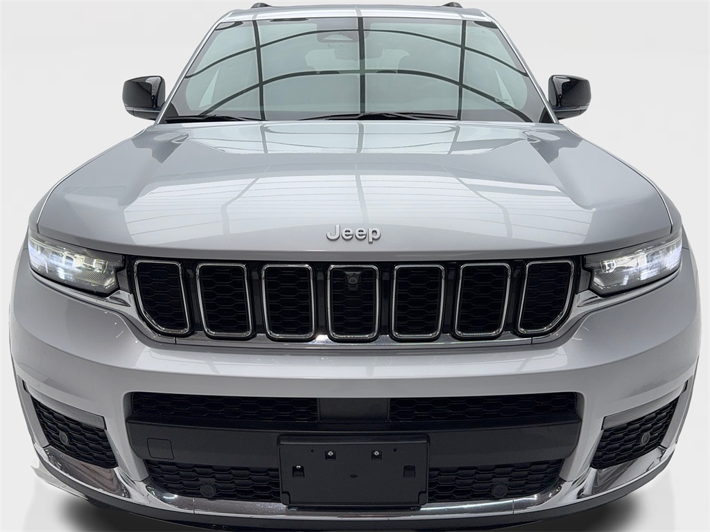 2024 Jeep Grand Cherokee Limited photo 4