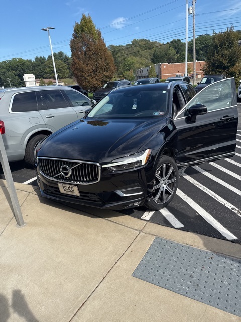 2021 Volvo XC60 T5 Inscription photo 3